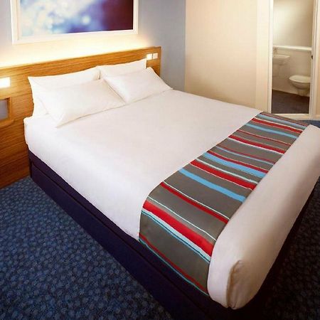 Travelodge Cardiff M4 Extérieur photo