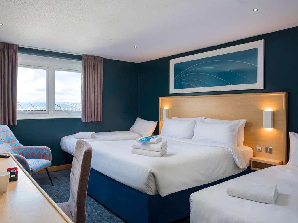Travelodge Cardiff M4 Chambre photo
