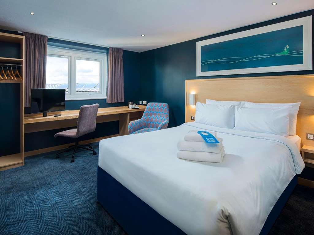 Travelodge Cardiff M4 Chambre photo