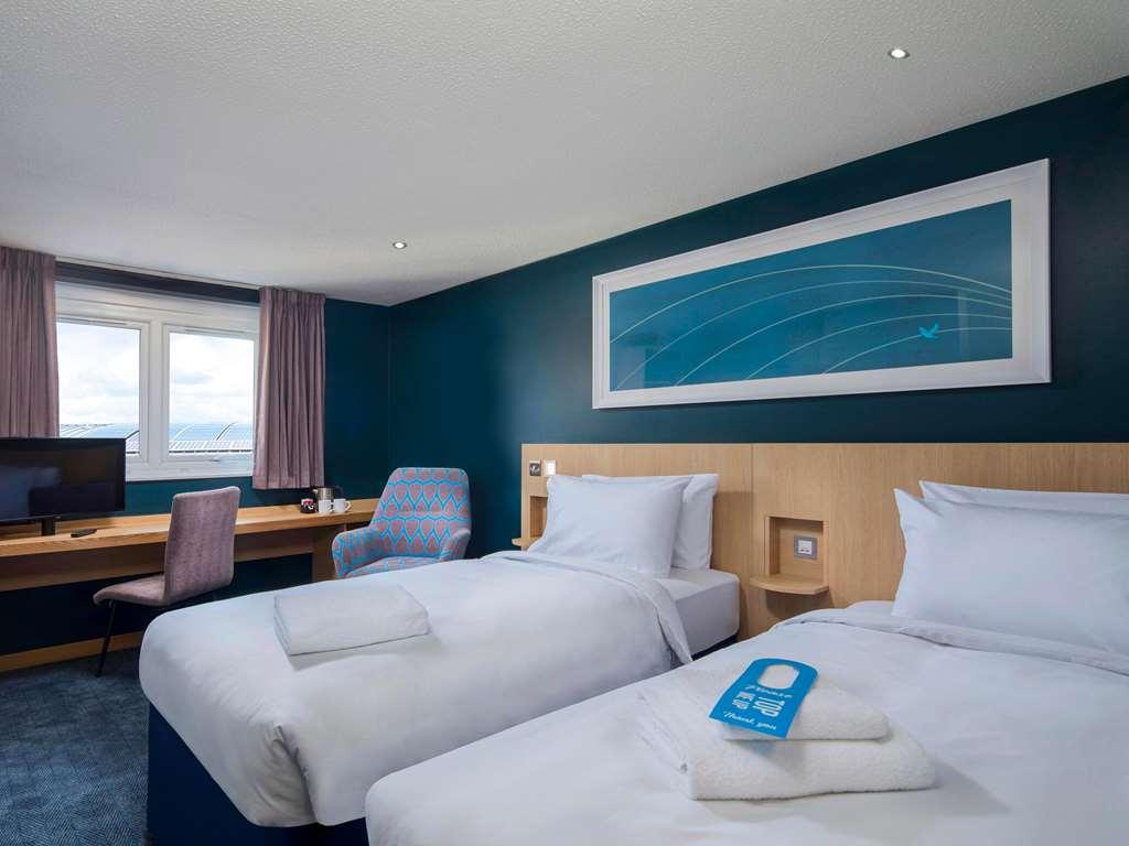 Travelodge Cardiff M4 Chambre photo
