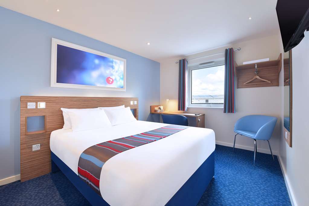 Travelodge Cardiff M4 Chambre photo